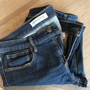 Dark wash Banana Republic Size 26 Denim Jeans.